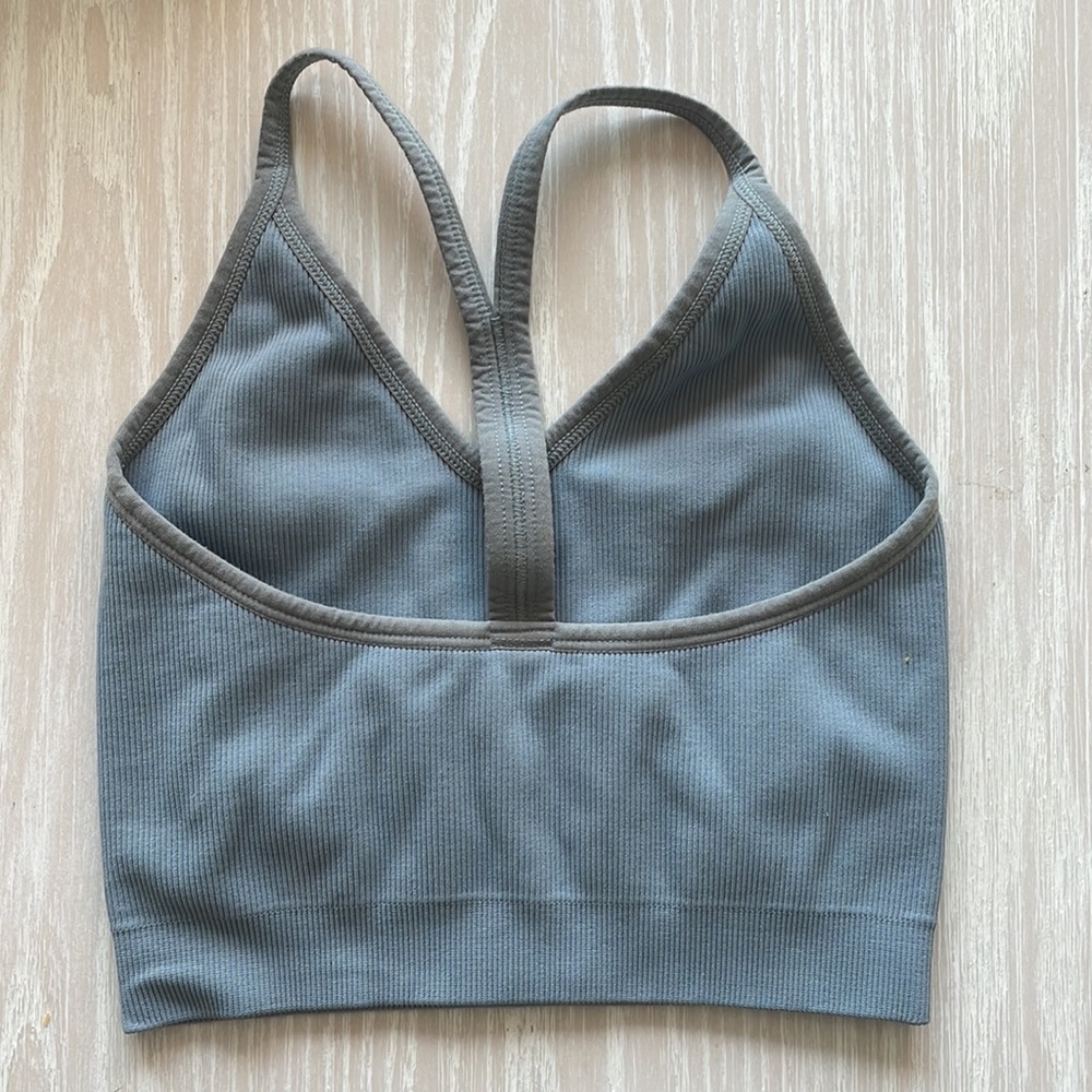 Set Active Racerback Sports Bra Top - Picture 2 of 2